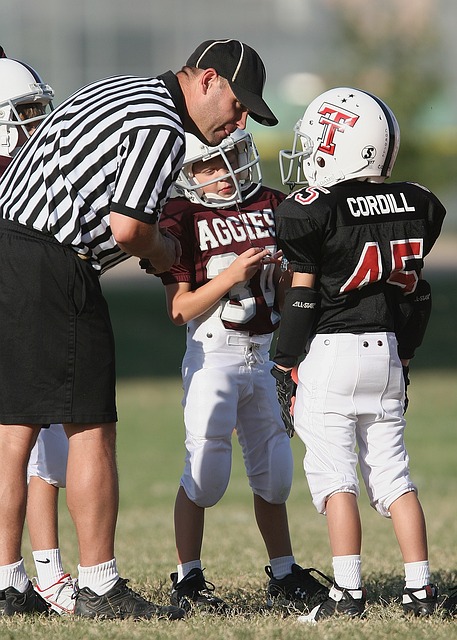 70岁老人带跑友晨跑庆生 至今已跑完186场马拉松比赛.